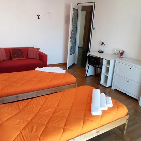 Guest house B&B International